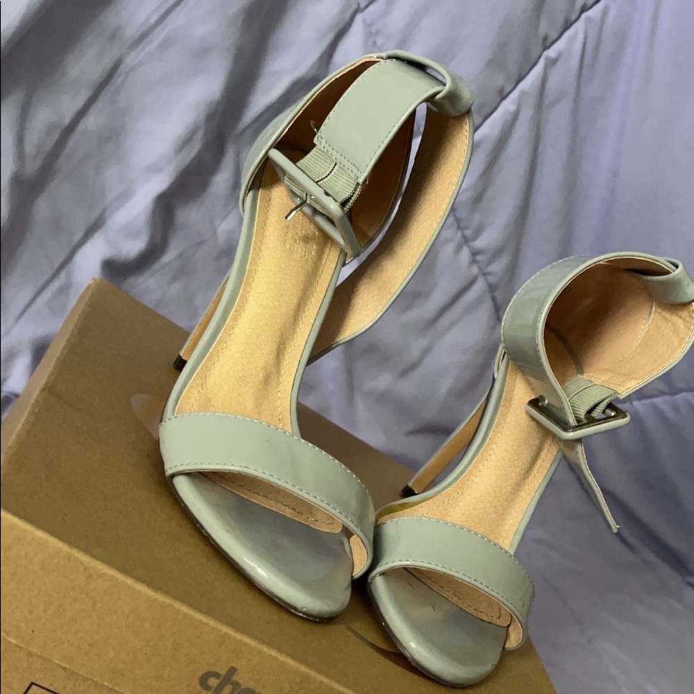 Buckle High Heel
